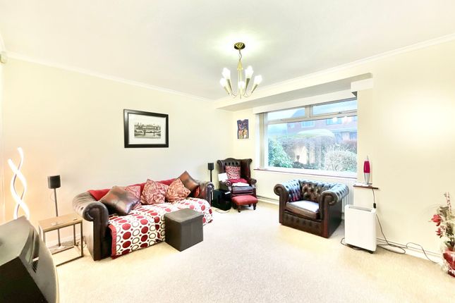 35 Valley Road, Stoke-On-Trent photo 2