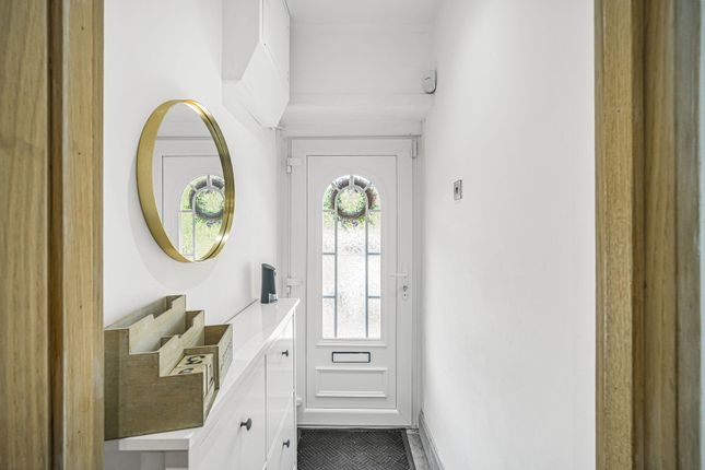 11, Mackintosh Terrace, Treharris photo 3