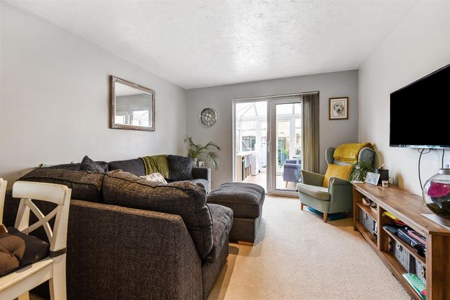 7, Kellys Walk, Andover photo 4