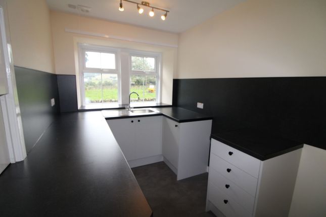 2 Mill Cottage, Thornhill photo 5