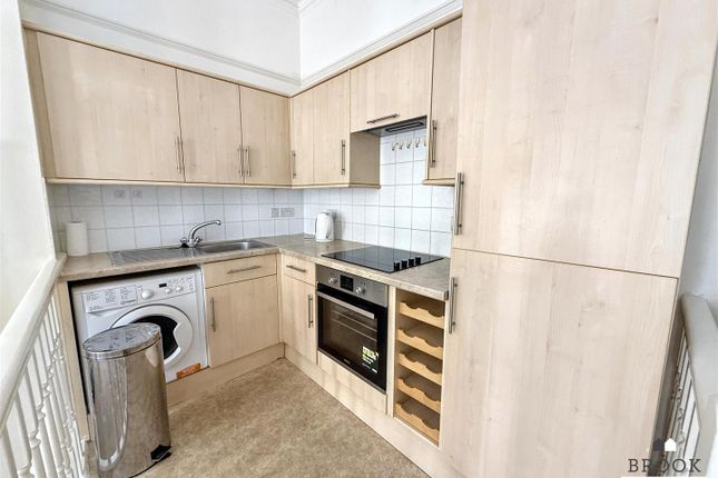 Flat 9, Lascelles Mansions 8-10, Eastbourne photo 3