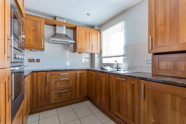 10 Yr Arglawdd, Heathwood Road, Cardiff photo 3