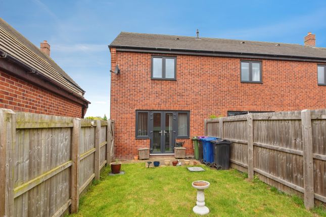 2, Cricket Green, Lincoln photo 2