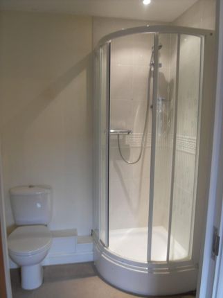 Flat 98, Baltic Wharf Clifton Marine Parade, Gravesend photo 5