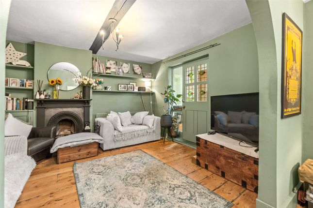 14, Upper Halliford Road, Shepperton photo 3