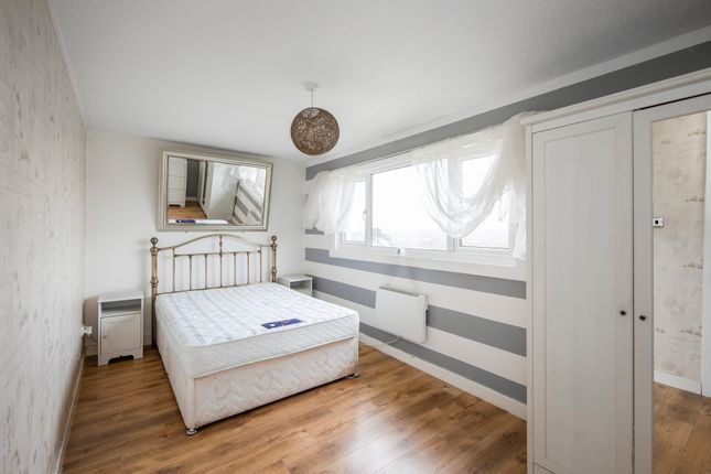 Flat for sale in 85 Victoria Street, Livingston