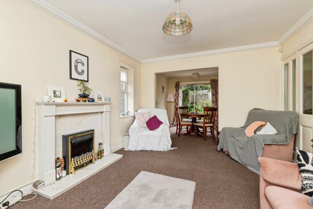 1, St. Giles Close, Durham photo 4