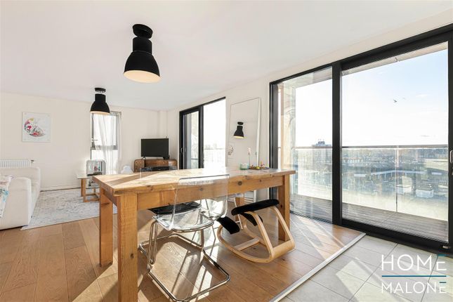 Flat for sale in Ocean House, Dalston Square