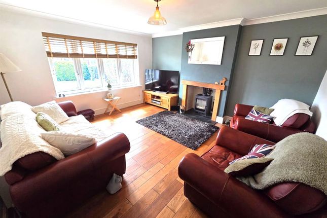 32, Whinney Moor Lane, Retford photo 3