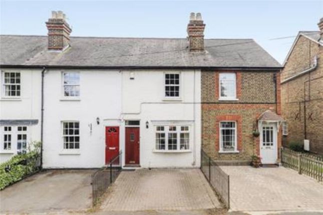 Thumbnail Detached house to rent in Lower Road, Cookham, Maidenhead