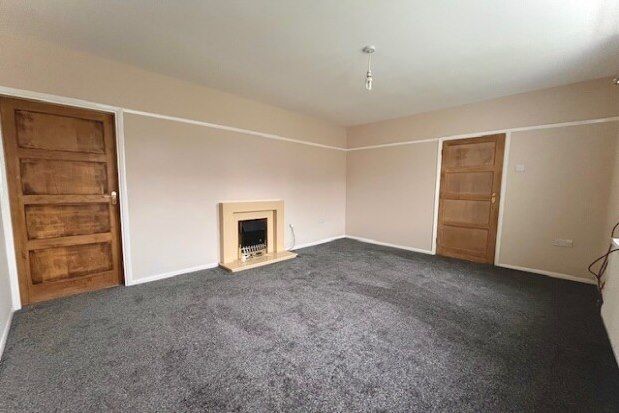 Semi-detached house to rent in North Street, Chesterfield