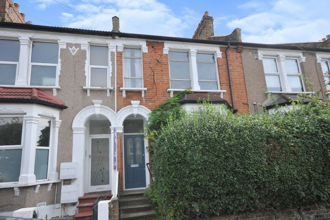 Thumbnail Flat for sale in Farley Road, Catford