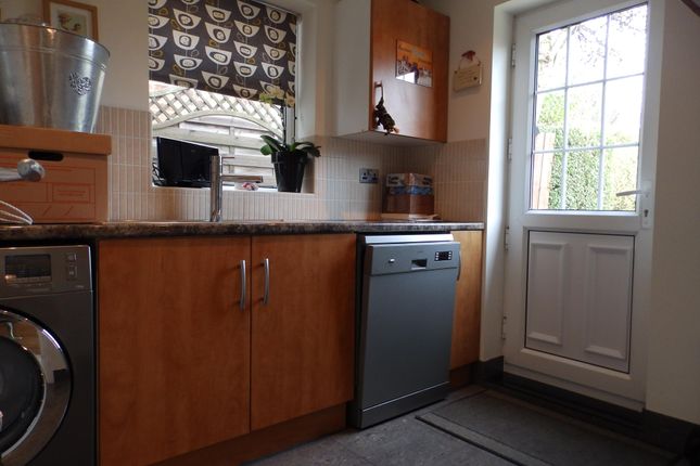 420, Huntington Road, York photo 4