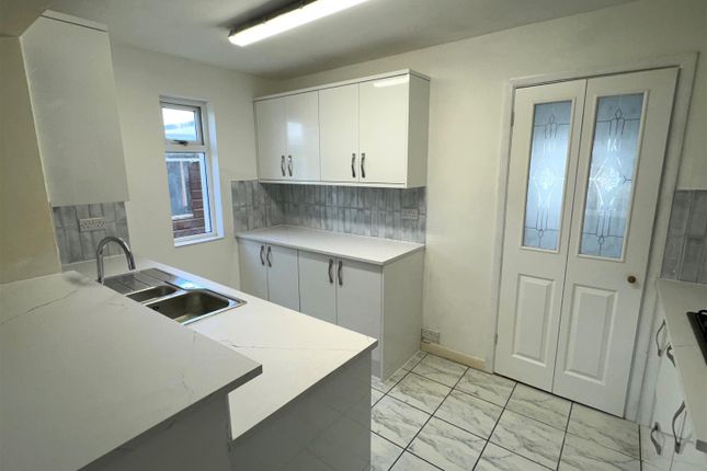 122, Polwhele Road, Newquay photo 3