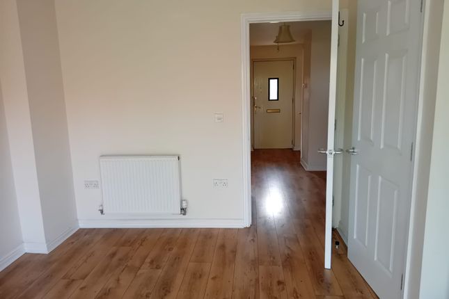 7, Lawyers Close, Holbeach, Spalding photo 5