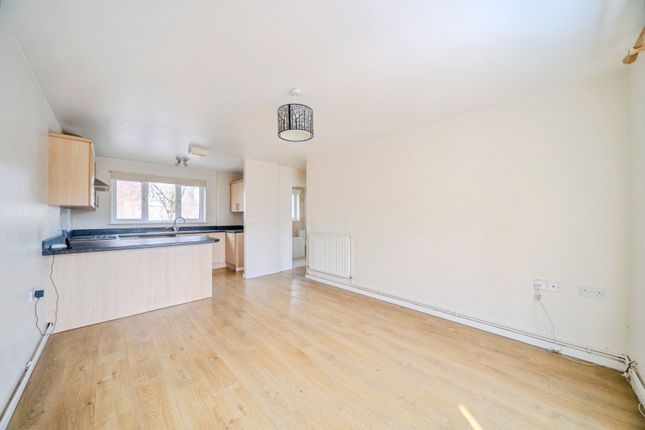 23, Durrans Court, Buckinghamshire photo 2