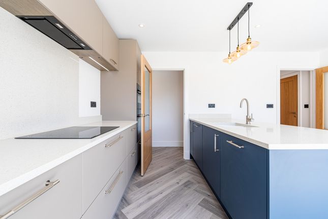 4, Cross Keys Court, Bristol photo 4