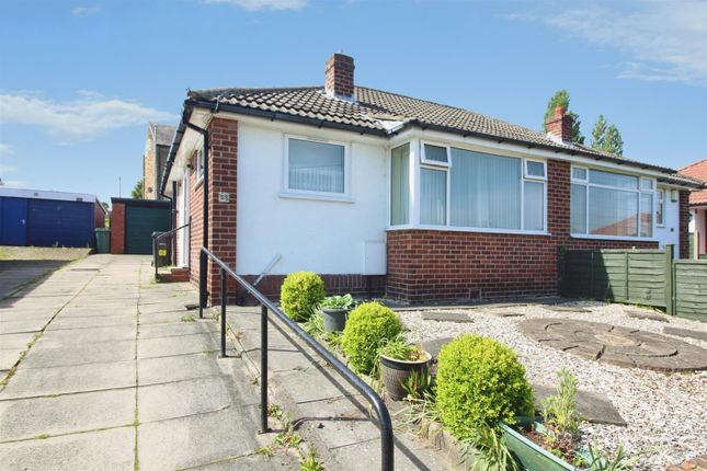 2-bed house on 69, Greenmoor Avenue, Wakefield, £200,000