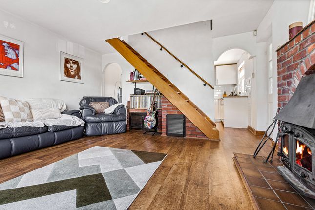 2, Hall Close, Blackfordby photo 4