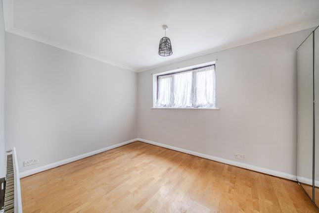 57B, Woolacombe Road, London photo 4