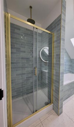 Shower Tray.Jpg