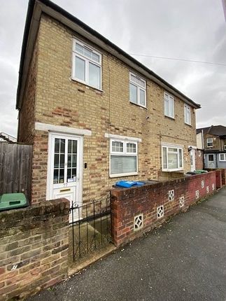 Thumbnail End terrace house to rent in Addington Road, Croydon, Croydon