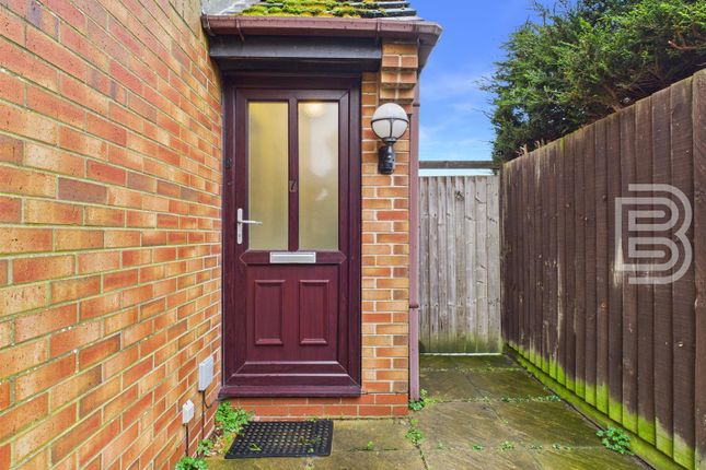 7 Village Mews, Bawnmore Road, Rugby photo 2