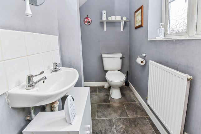 2, Jubilee Road, Devizes photo 3