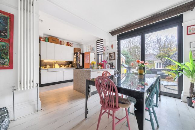 49, Woodberry Avenue, London photo 4