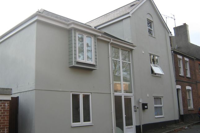 Flat to rent in Howell Road, Exeter, Devon