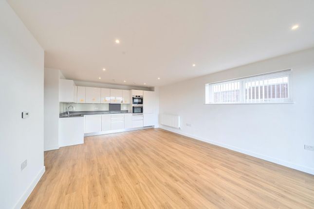 18, Clement Court, Stanmore photo 4