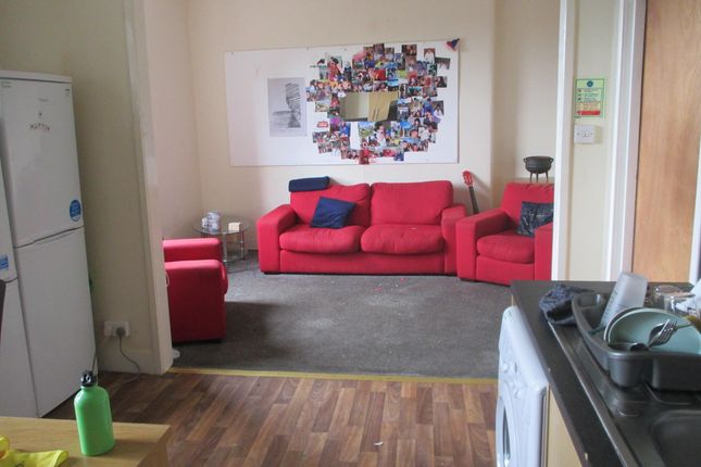 Town house to rent in Roseangle, Dundee