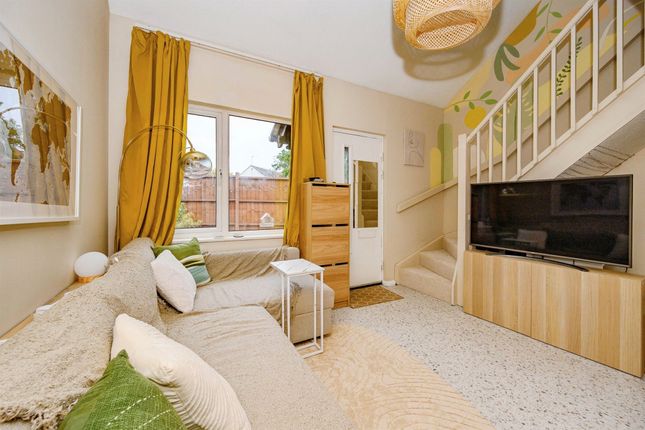 8, Milford Close, St. Albans photo 4