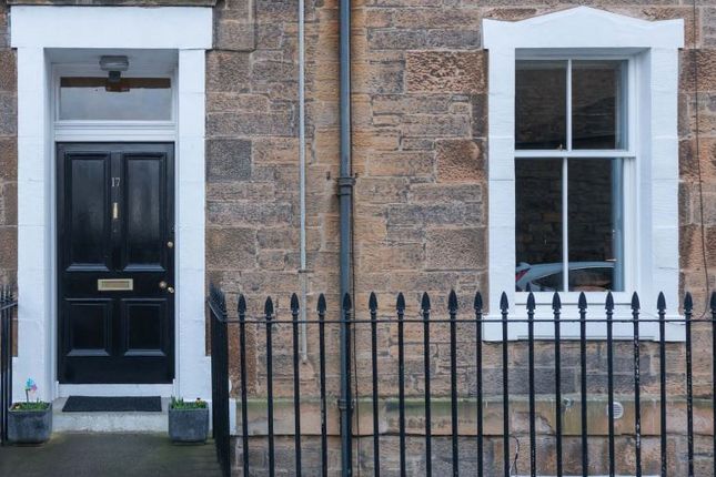 Thumbnail Maisonette to rent in Saxe Coburg Street, Edinburgh