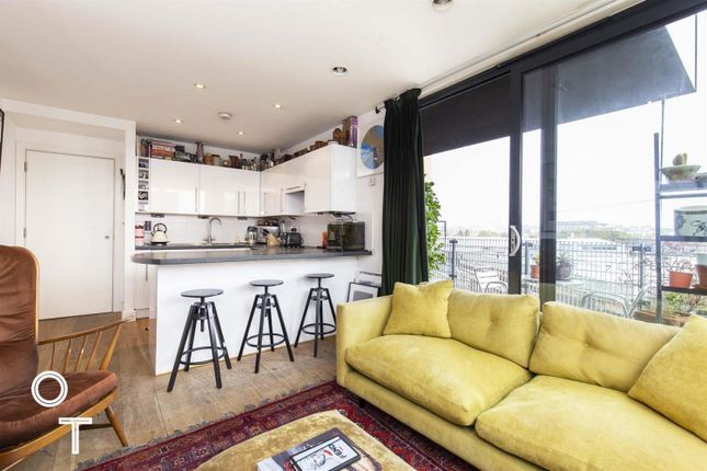 1-bed flat on Flat 10, The Annroy, Kentish Town, £325,000