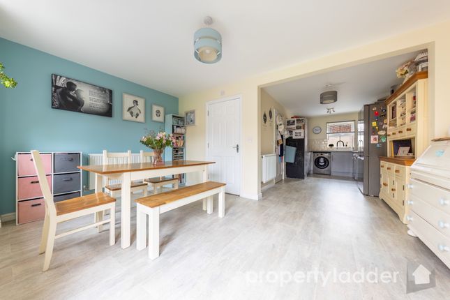 5, Wisteria Drive, Wymondham photo 3