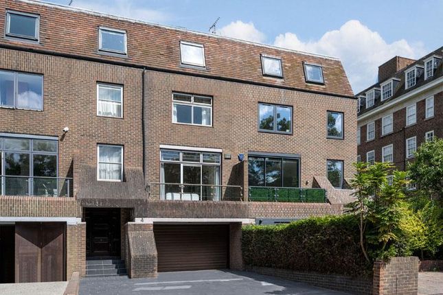 Terraced house for sale in Rudgwick Terrace, Avenue Road, London