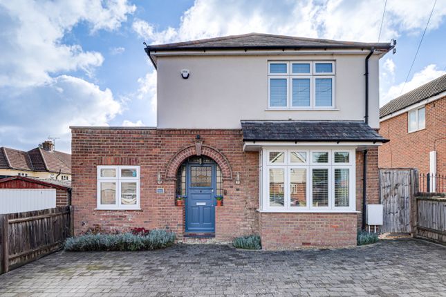 3-bed detached on Westfield Road, Harpenden, £795,000