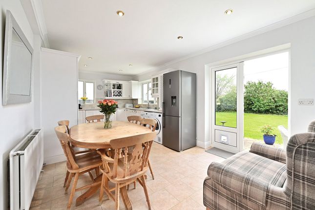 6, Riverside Close, Surrey photo 4