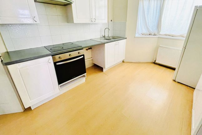 87, Ebbw Vale photo 2