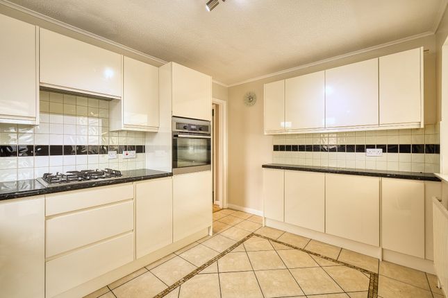 7, Kirkstone Avenue, Kent photo 2