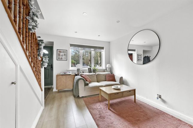 64, Garnon Mead, Epping photo 2