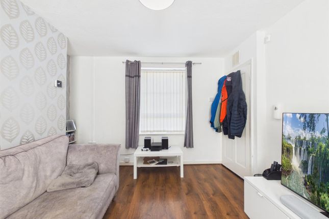 45, Hillburn Drive, Birkenhead photo 4