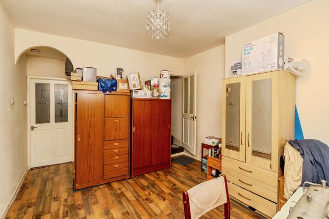2, Edward Street, Wolverhampton photo 4
