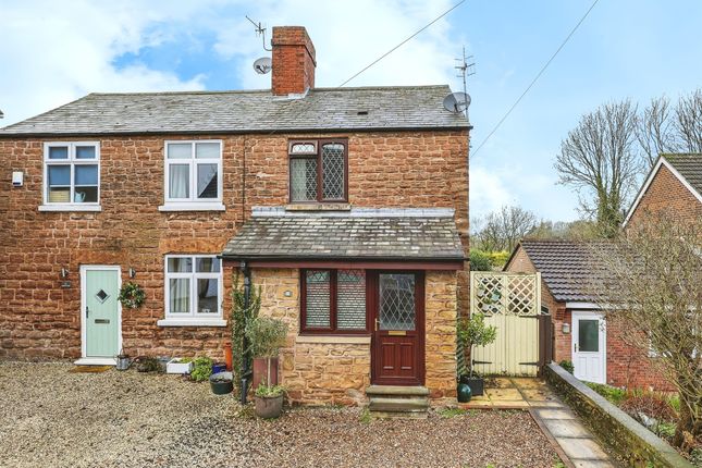 Thumbnail Cottage for sale in Sidney Street, Kimberley, Nottingham