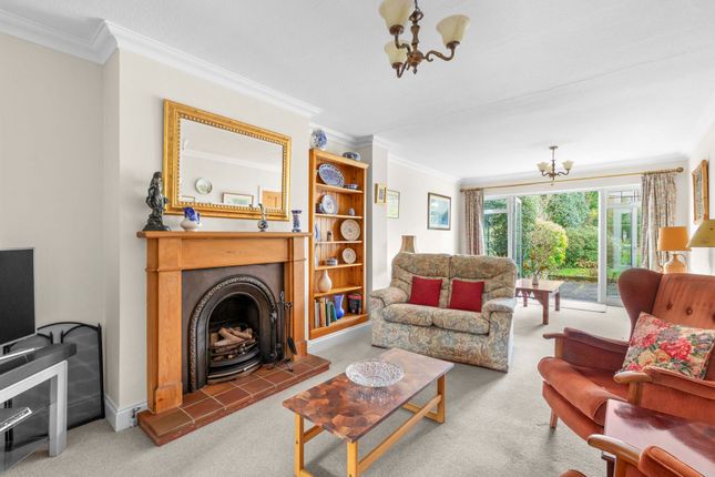 75 Summerleys Road, Princes Risborough photo 2
