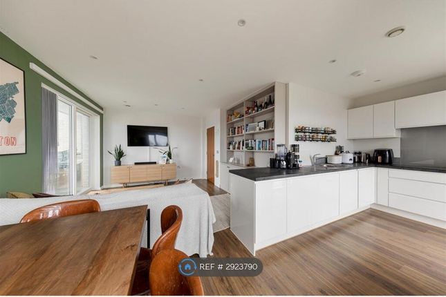 Siskin Apartments Dunedin Road, London photo 3