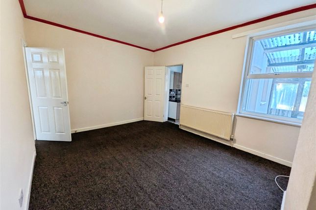 106, Rayleigh Road, West Midlands photo 4