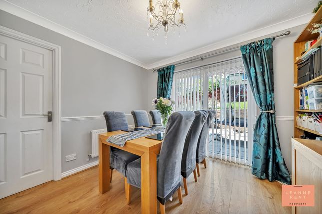 20 Ware Road, Caerphilly photo 3