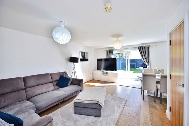 14, Crossfield Walk, Snodland photo 2